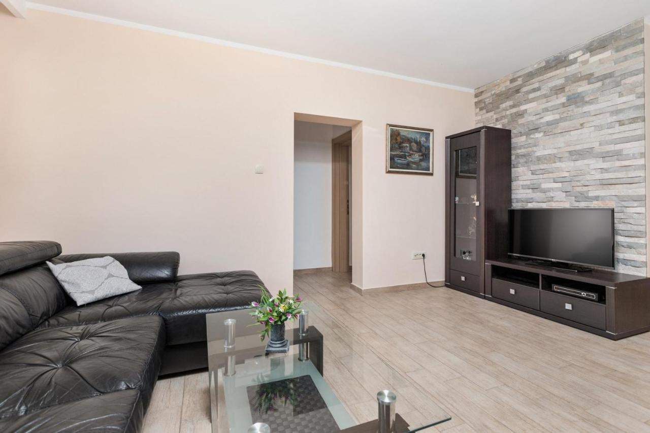 Muo Sea Front Apartments Kotor Exterior foto